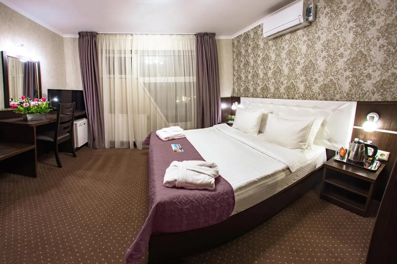 Kiev 365 Park Hotel Sofiivska Borshchahivka Ukraine